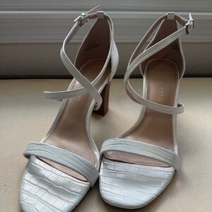 Kelly and Katie Open Toe Chunky Heel Sandal